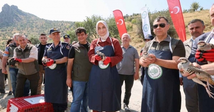 VALİ YİĞİTBAŞI: 