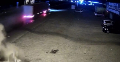 2 KİŞİNİN ÖLDÜĞÜ KAZA GÜVENLİK KAMERASINDA