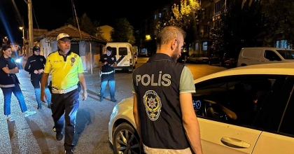 AKHİSAR’DAKİ UYGULAMADA GÖZALTILAR VE CEZA YAĞMURU