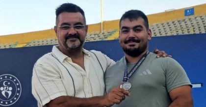 AYDINLI SPORCU TÜRKİYE İKİNCİSİ OLDU