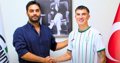 BORNOVA 1877’DEN HÜCUMA TAKVİYE