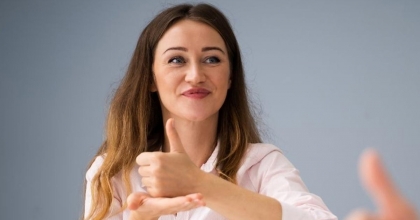 BÜYÜKŞEHİR’DEN İŞARET DİLİ TERCÜMANLIK HİZMETİ