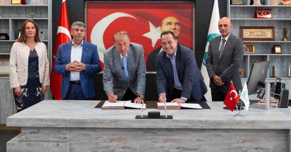 MANİSA TARİHİNİN EN BÜYÜK ALTYAPI YATIRIMI PROJESİ İMZALANDI