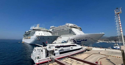 BODRUM'A 2 GEMİ 3 BİN 906 YOLCU GETİRDİ