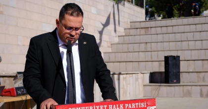 CHP KUYUCAK İLÇE BAŞKANI GÖREVDEN ALINDIĞINI DUYURDU