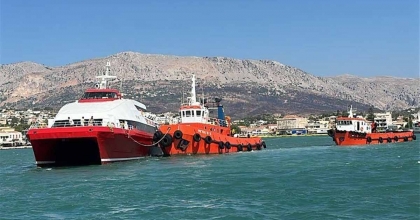 ÇEŞME-SAKIZ SEFERİNDE GEMİ KAZASI