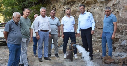ÇİFTÇİLER SUYA KAVUŞTU MAHALLE BAYRAM ETTİ