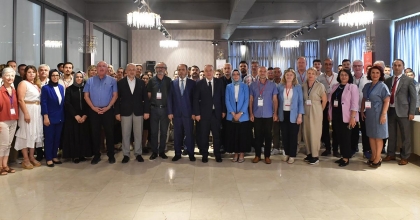 DENİZLİ’DE YAŞLILIK ÇALIŞTAYI DÜZENLEDİ