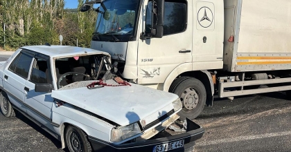 DOMANİÇ'TE TRAFİK KAZASI