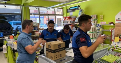 DİNAR’DA MARKETLERE YÖNELİK DENETİM