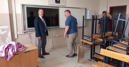 EFELER’DE OKULLAR YENİ EĞİTİM ÖĞRETİM YILINA HAZIRLANIYOR