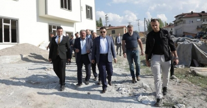 EMET GÜRPINAR KÖYLÜLERİ KENDİ İMKANLARIYLA SOSYAL TESİS YAPIYOR