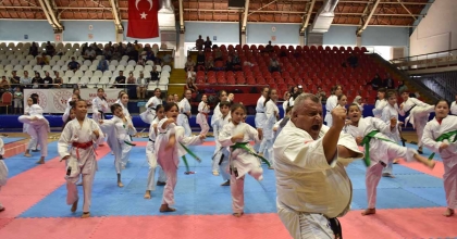 EMNİYET AMİRİ TATAMİYE ÇIKTI