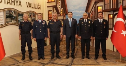 İÇİŞLERİ BAKANI ALİ YERLİKAYA KÜTAHYA'DAYDI