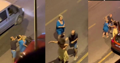 KUŞADASI’NDA İLGİNÇ KAVGA, 2 KADIN BİR ERKEK MAHALLEYİ AYAĞA KALDIRDI