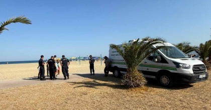 KUŞADASI'NDA KIYIYA VURMUŞ ERKEK CESEDİ BULUNDU