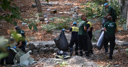 MANİSA BÜYÜKŞEHİR ÇAYBAŞI DERESİ'NİN RUTİN TEMİZLİĞİNİ TAMAMLADI