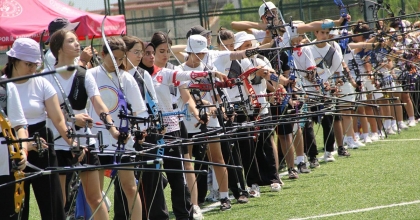 METEHAN’IN TORUNLARI DENİZLİ’DE YAY GERDİ