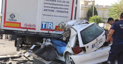 MANİSA'DA FECİ KAZA: İKİ KUZEN HAYATINI KAYBETTİ