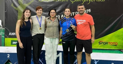 MANİSALI BADMİNTONCU RAVZA BODUR TÜRKİYE ŞAMPİYONU OLDU