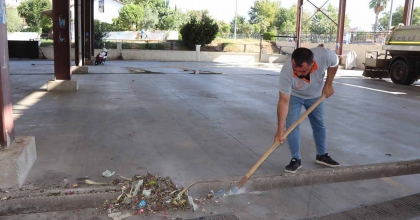 NAZİLLİ’DE PAZAR YERLERİNİ KİRLETENLERE CEZA