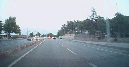 OTOMOBİL İLE MOTOSİKLET ÇARPIŞTI: 1 YARALI