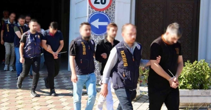 SAHTE ARAÇ KİRALAMA İLANLARI İLE 1 MİLYON TL’LİK VURGUN YAPTILAR