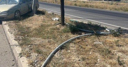 TIR VE OTOMOBİL ÇARPIŞTI, 1 KİŞİ YARALANDI
