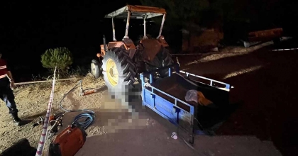 TRAKTÖRÜNÜN ALTINDA KALAN SÜRÜCÜ HAYATINI KAYBETTİ