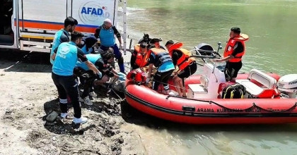 UMKE VE AFAD'DAN NEFES KESEN SUDA BOĞULMA TATBİKATI
