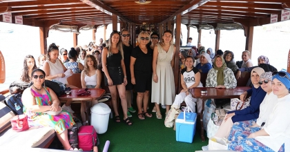 YÜZME EĞİTİMİNDEN MAVİ YOLCULUĞA