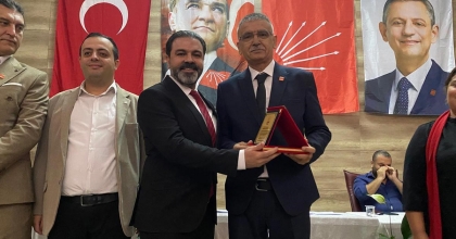  ALAŞEHİR CHP’DE YENİ BAŞKAN RAŞİT KÖŞLÜ