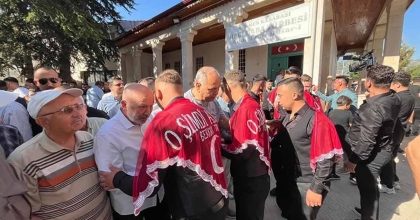 ERKMEN’DE GELENEKSEL ASKER HELALLEŞMESİ PROGRAMI DÜZENLENDİ