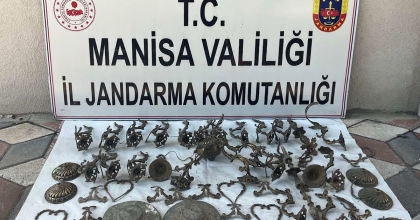 JANDARMADAN KAÇAK KAZI YAPAN 10 KİŞİYE SUÇÜSTÜ