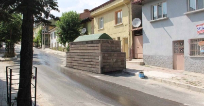 MUHAMMED ASKERİ’NİN TÜRBESİ 63 YILI AŞKINDIR YOL ORTASINDA DURUYOR