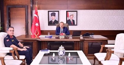 AYDIN İL JANDARMA KOMUTANI ÇARIKÇIOĞLU, GÖREVİNE BAŞLADI