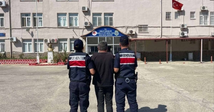 AYDIN’DA JASAT TİMLERİNDEN ARANAN ŞAHISLARA OPERASYON
