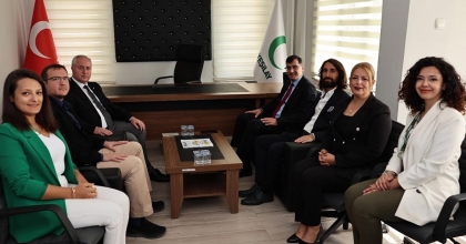 BAŞKAN EYÜP KAHVECİ'DEN YEŞİLAY’A DESTEK ZİYARETİ