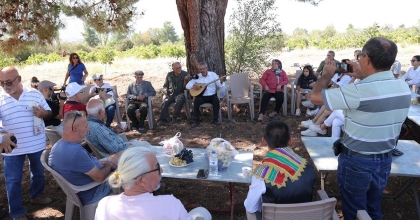 BEYAĞAÇ'IN YÖRESEL ÜRÜNLERİ BAĞBOZUMU ŞENLİĞİNDE TANITILDI