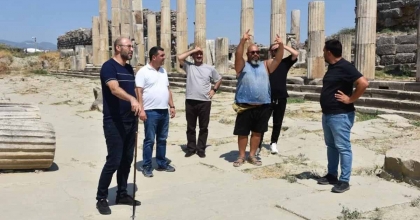 BAŞKAN ZENCİRCİ, MAGNESİA ANTİK KENTİ ÇALIŞMALARINI İNCELEDİ