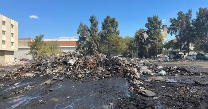 BUCA'DA ÇÖP YANGINI: 30 MİLYON LİRA ZARAR