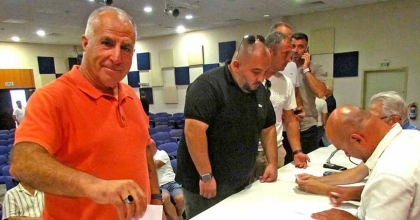 ÇEŞME BELEDİYESPOR’DA YENİ BAŞKAN MEHMET SARISAÇ OLDU