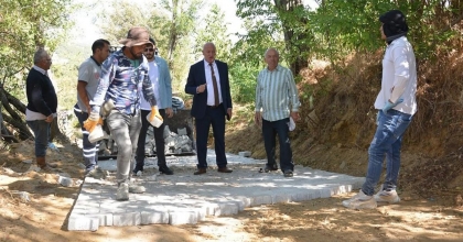 DEMİRLİ YOLUNA KİLİT PARKE