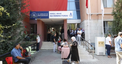 DENİZLİ’DE YURDA BAŞVURAN HİÇBİR ÖĞRENCİ AÇIKTA KALMADI