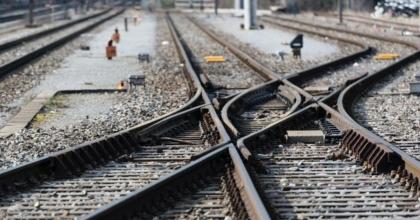 DENİZLİ TRENİ AFYON’DA YAPTI, 1 KİŞİ ÖLDÜ