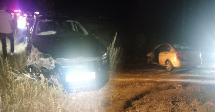 DÜĞÜN KONVOYUNDAKİ KAZA UCUZ ATLATILDI