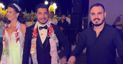 DÜĞÜNDE GELİN VE DAMADA JANT HEDİYE EDİLDİ