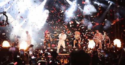 GERMENCİK’TE BİNLERCE GENÇ KONSERLE COŞTU