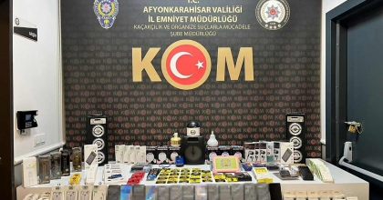 İNSAN KAÇAKÇILIĞI OPERASYONUNDA YAKLAŞIK 1 MİLYON TL ELE GEÇİRİLDİ