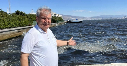 İZMİR KÖRFEZİ’NDE BALIK ÖLÜMLERİ YENİDEN BAŞLADI